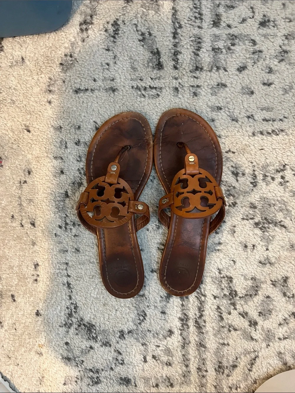 Tory Burch Tan Leather Logo Thong Sandals size 9.5